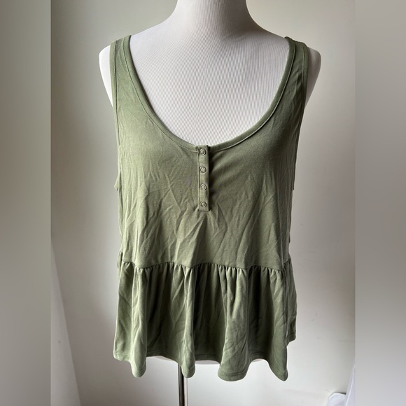 LUCKY BRAND top - Picture 1 of 8